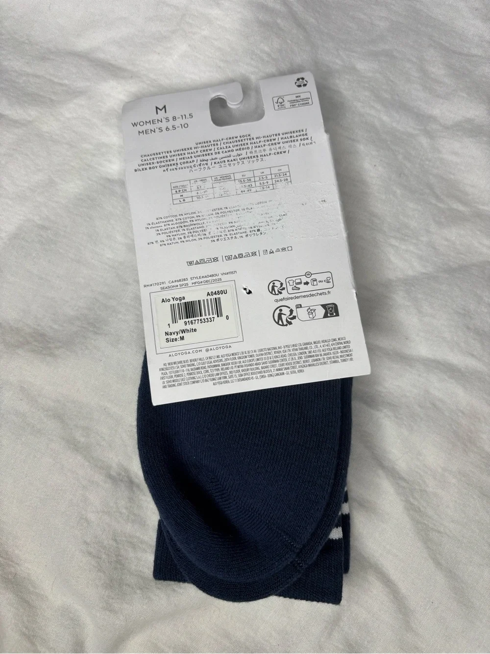 Alo Yoga Unisex Half-Crew Socks Navy White Logo Athletic Ribbed Size M